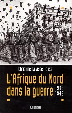 Couverture du livre L'Afrique du Nord dans la guerre