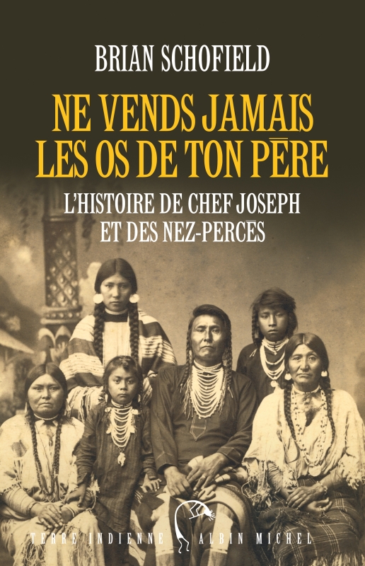 Couverture du livre Ne vends jamais les os de ton père