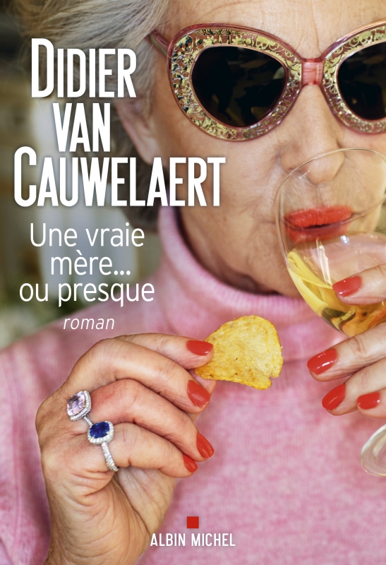 Couverture du livre Une vraie mère... ou presque