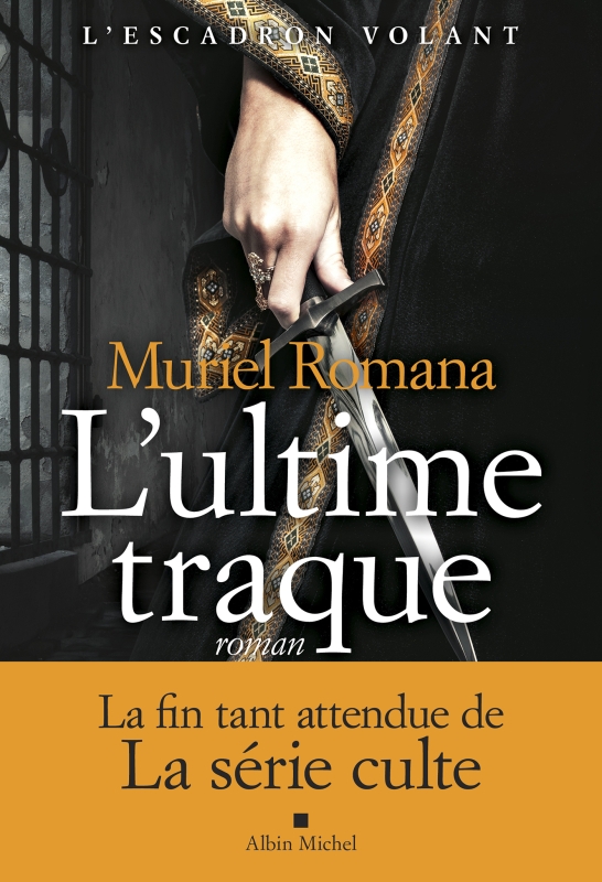 Couverture du livre L'Escadron volant - tome 4 - L'Ultime traque