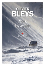 Couverture de Nous, les vivants