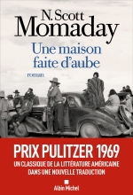 Couverture de Une maison faite d'aube